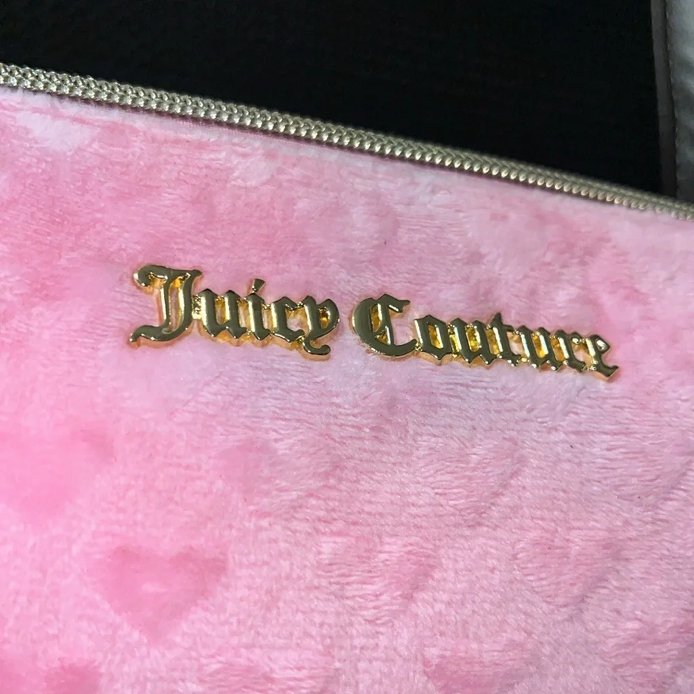 Juicy Couture Pink Heart-Patterned Travel Cosmetic Bag - Picture 2 of 6